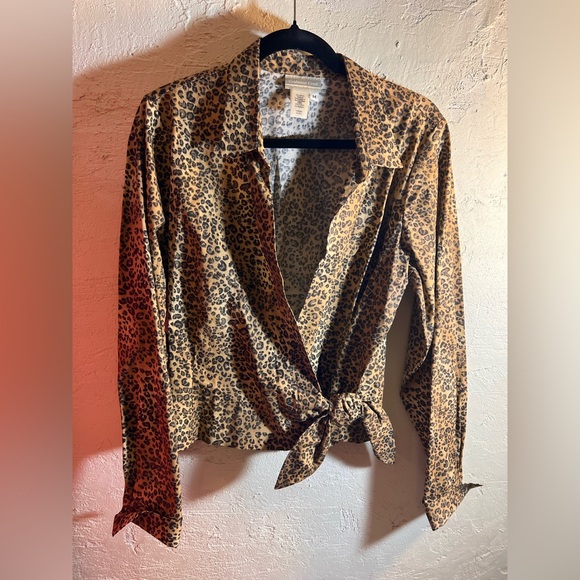 Coldwater Creek Tops - Coldwater Creek Leopard Print Blouse wrap style cotton spandex classic cuff M